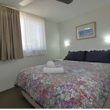 קלונדרה Merrima Court Holidays חדר תמונה